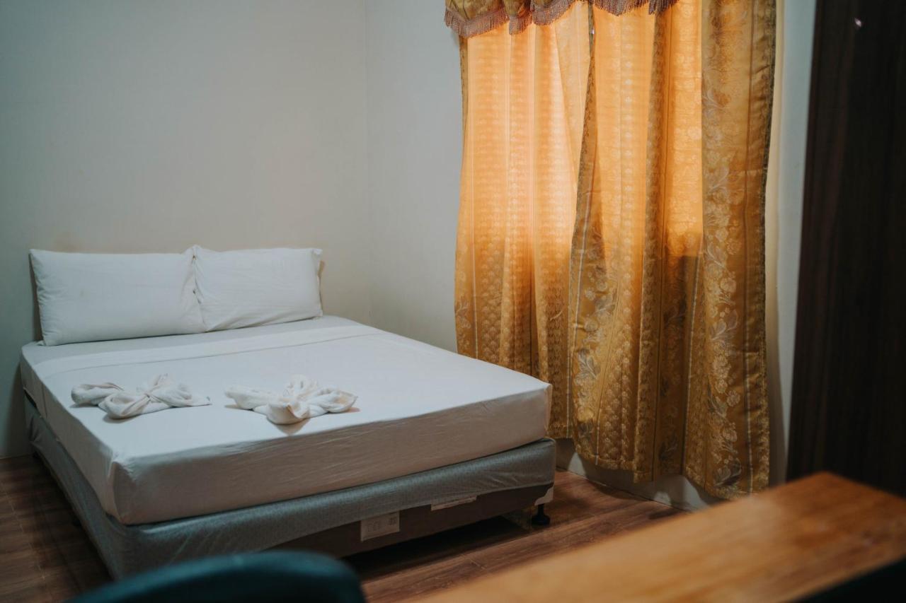 4K'S Pension House By Cocotel - Fully Vaccinated Staff Cebu Buitenkant foto